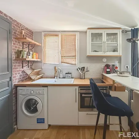 Charming 22m In 11 Apartment *